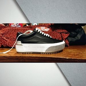 Vans- Shiny Old Skool Stretched- Black